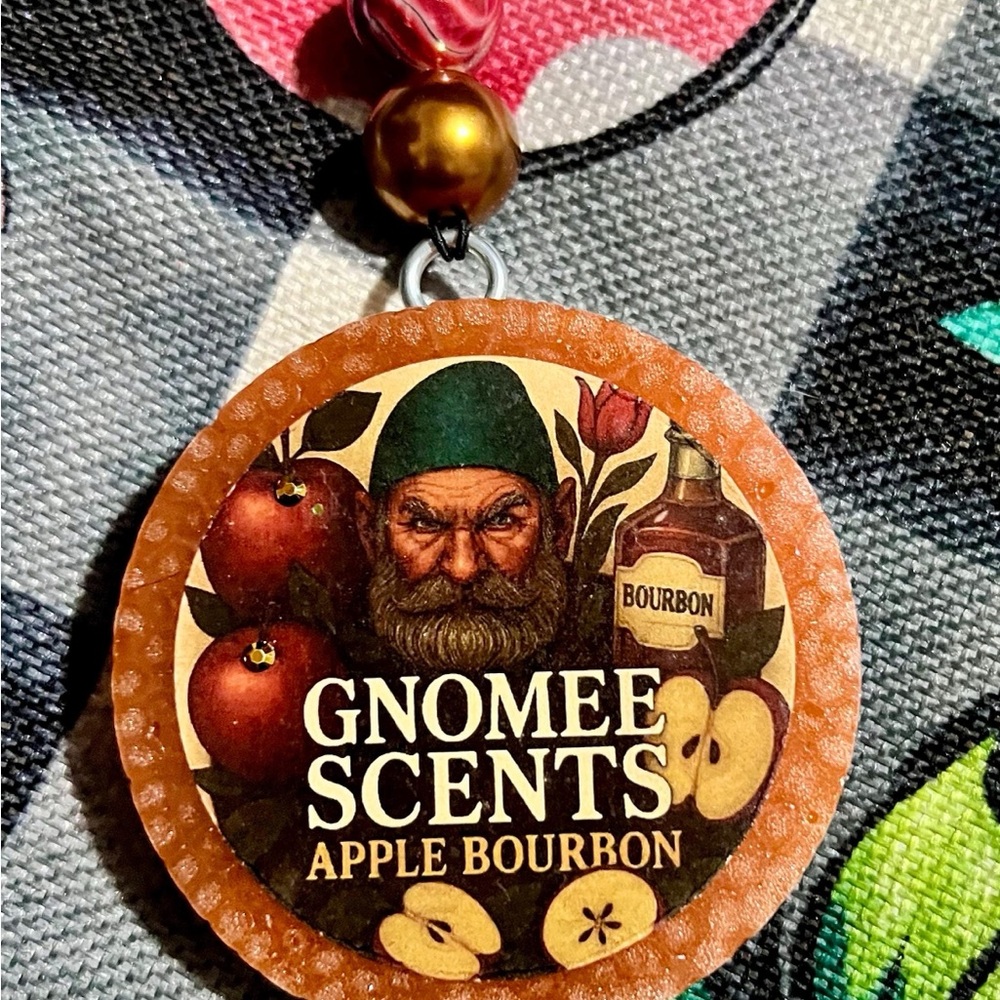 Gnomee Scents Apple Bourbon Air Freshener